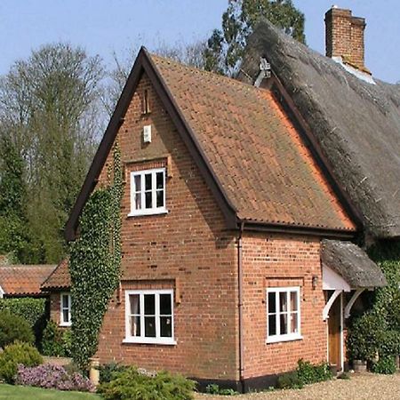 Thatched Farm Bed And Breakfast Γούντμπριτζ Εξωτερικό φωτογραφία