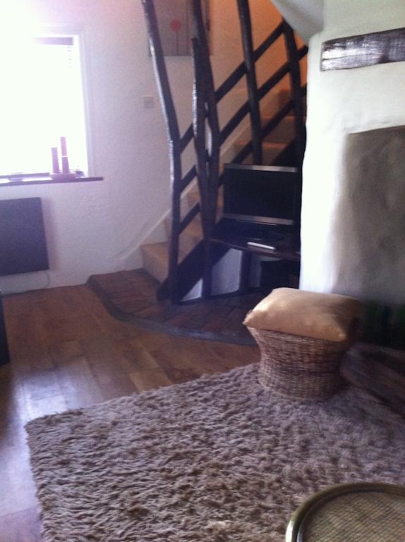 Thatched Farm Bed And Breakfast Γούντμπριτζ Εξωτερικό φωτογραφία