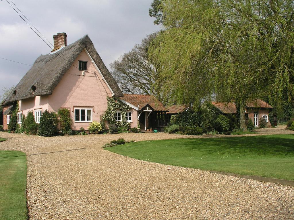 Thatched Farm Bed And Breakfast Γούντμπριτζ Εξωτερικό φωτογραφία